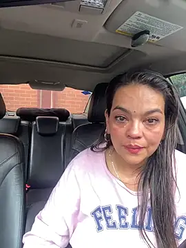 Snapshot of tasha_velvet chatting on 19, 4, 2026 tasha velvet online show from 19, 4, 2026
