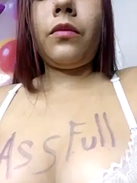 Girl Nasty Dirty online show from 2, 12, 2025