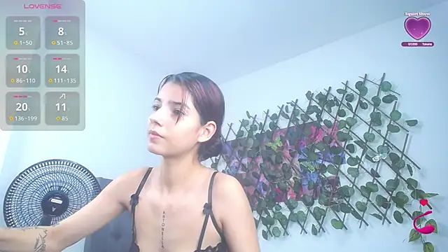 Nyra naomi online show from 28, 11, 2025