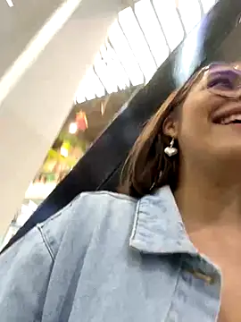 nani rosse of online show from 24, 11, 2025