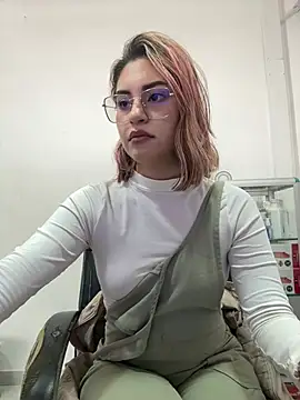 nani rosse of online show from 9, 5, 2026