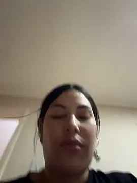 Anna Bitch Disgusting online show from 17, 5, 2026