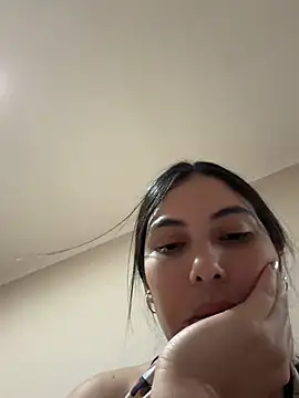 Snapshot of Anna_Bitch_Disgusting chatting on 16, 6, 2026 Anna Bitch Disgusting online show from 16, 6, 2026