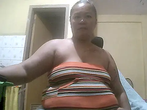 loriepinay46 online show from 7, 2, 2026