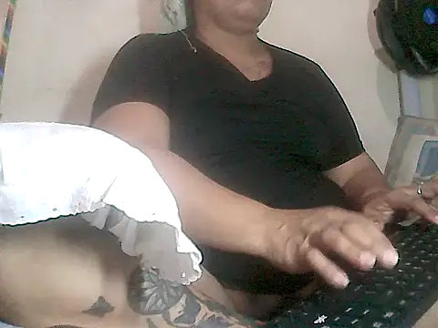 loriepinay46 online show from 6, 1, 2026