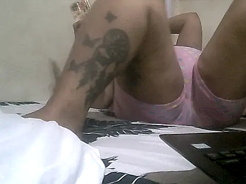 loriepinay46 online show from 17, 11, 2025