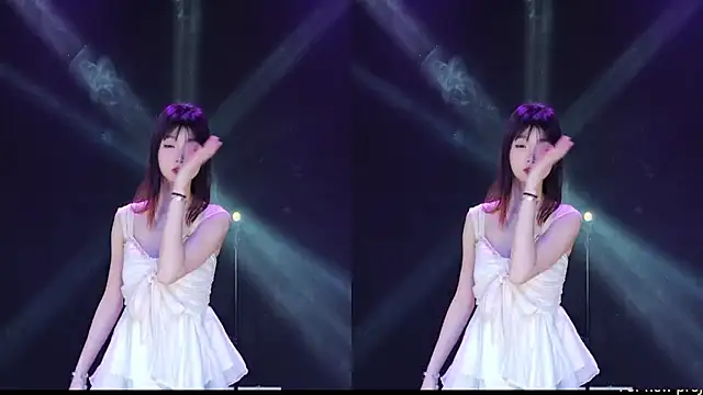 Emerald Girls online show from 26, 11, 2025