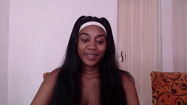 AishaOwens online show from 12, 5, 2026