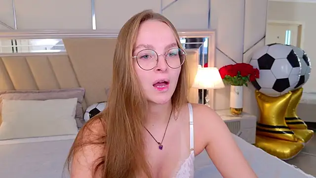 MadisonSmitt online show from 11, 7, 2026