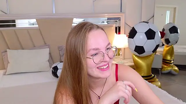 MadisonSmitt online show from 15, 7, 2026