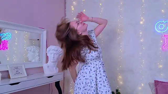 Snapshot of MadisonSmitt chatting on 3, 2, 2026 MadisonSmitt online show from 3, 2, 2026