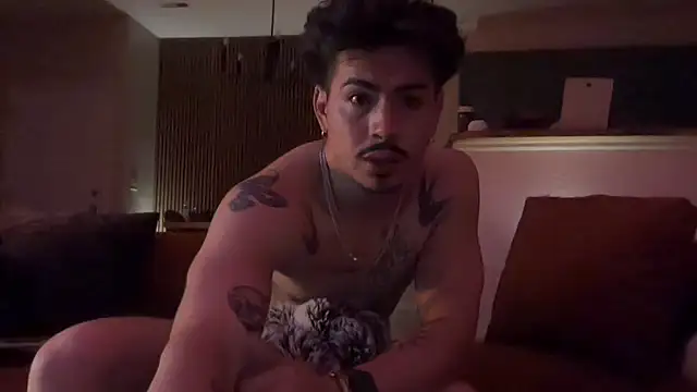 nudecouple100 online show from 22, 11, 2025