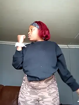 TianaXo online show from 18, 11, 2025