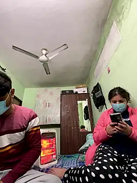 Cute hotzara online show from 12, 1, 2026