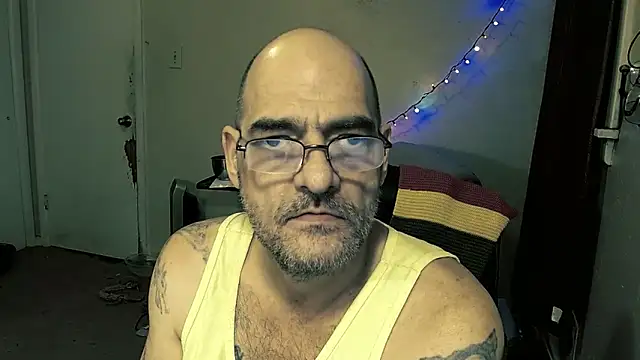 Snapshot of MrBigginTX chatting on 18, 2, 2026 MrBigginTX online show from 18, 2, 2026