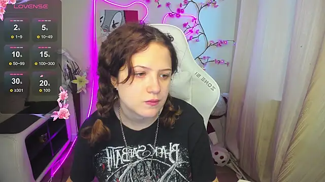 Anora Miller online show from 27, 11, 2025