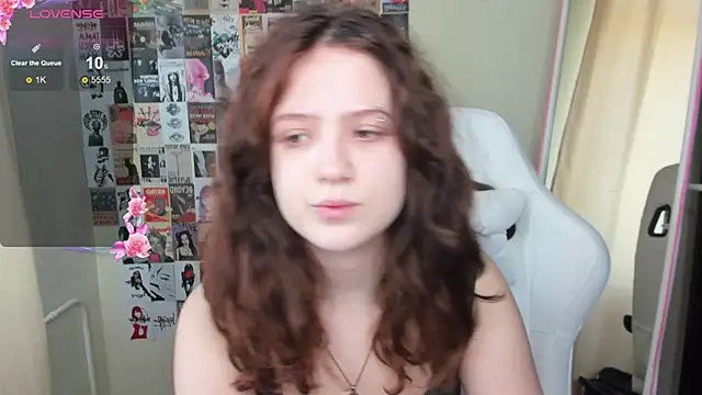 Anora Miller online show from 25, 2, 2026