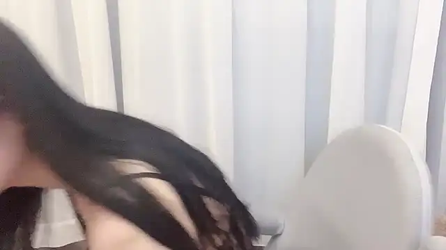 hayuyuyu online show from 10, 3, 2026