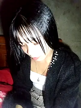 Snapshot of gugu0022 chatting on 14, 12, 2025 gugu0022 online show from 14, 12, 2025