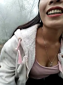 Snapshot of gugu0022 chatting on 3, 2, 2026 gugu0022 online show from 3, 2, 2026