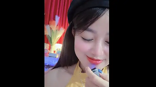 MiCandy-Lovee online show from 2, 12, 2025