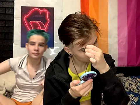 Kim  Ray online show from 17, 11, 2025