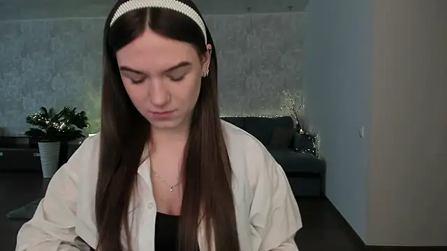 luna lust 212 online show from 11, 4, 2026