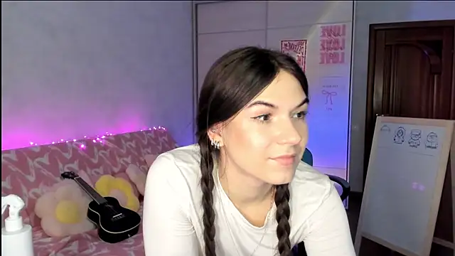 Snapshot of luna_lust_212 chatting on 7, 7, 2026 luna lust 212 online show from 7, 7, 2026