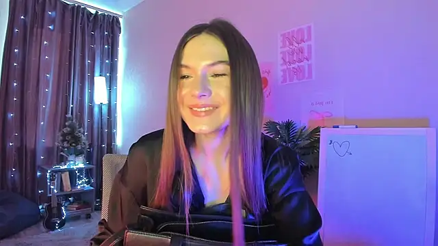 luna lust 212 online show from 16, 3, 2026