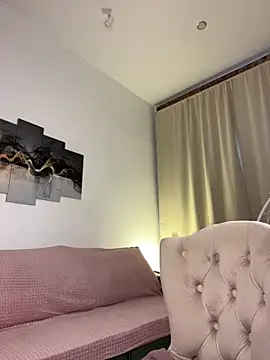 Shy Vivi online show from 13, 6, 2026