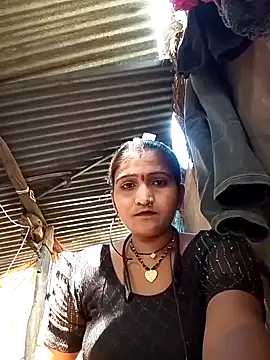 Snapshot of yanuw chatting on 17, 11, 2025 yanuw online show from 17, 11, 2025