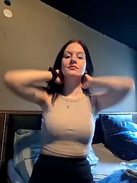 Lilly hase online show from 24, 11, 2025