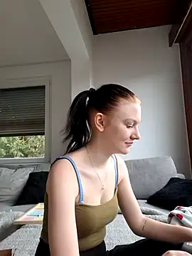 Lilly hase online show from 27, 11, 2025