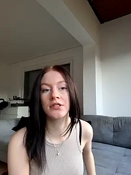 Lilly hase online show from 17, 11, 2025