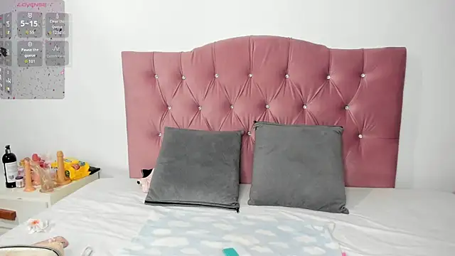 Julia roberss online show from 28, 11, 2025