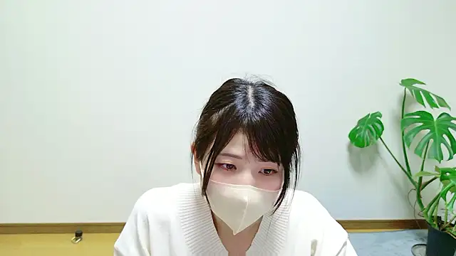 mayumichan13 online show from 6, 4, 2026