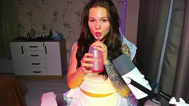 yourdreamm   online show from 14, 11, 2025