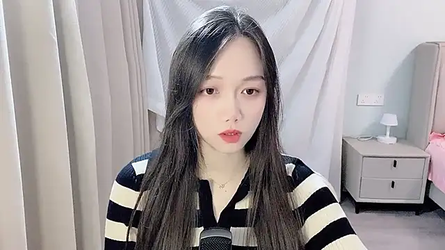 Snapshot of BoiI2u chatting on 22, 11, 2025 BoiI2u online show from 22, 11, 2025