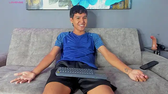 Carl-Milton online show from 25, 11, 2025