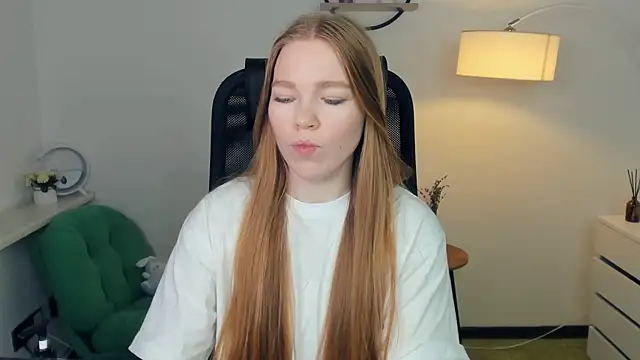 LavetaShiroma online show from 23, 11, 2025