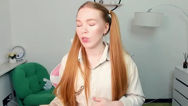 LavetaShiroma online show from 2, 12, 2025