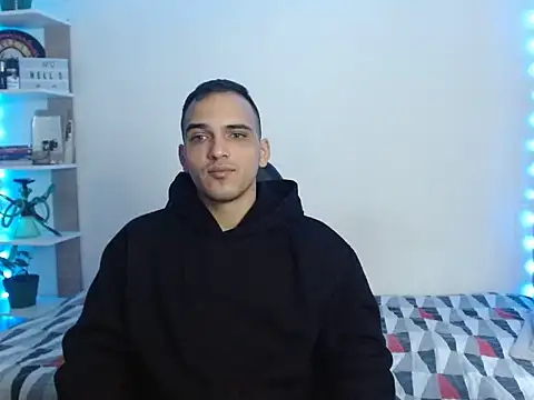 Maax30233 online show from 29, 11, 2025