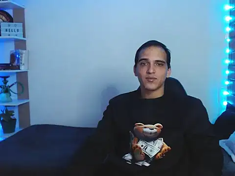 Maax30233 online show from 13, 11, 2025