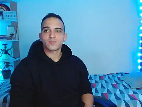 Maax30233 online show from 27, 11, 2025