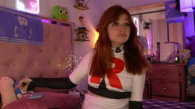 Snapshot of Teenjenn_ chatting on 8, 2, 2026 Teenjenn online show from 8, 2, 2026