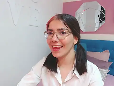 AriLumi online show from 22, 11, 2025