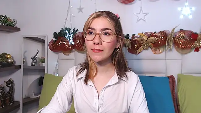 AriLumi online show from 22, 12, 2025