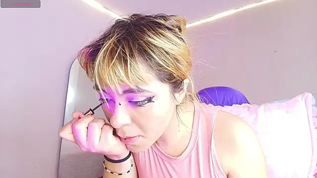 NinaSakura Eup online show from 4, 12, 2025