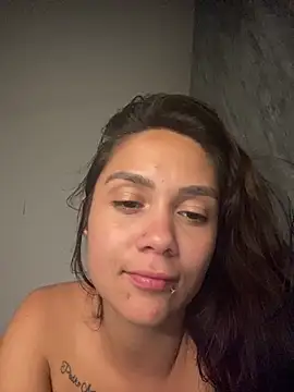 Snapshot of carolsapequinha chatting on 6, 7, 2026 carolsapequinha online show from 6, 7, 2026
