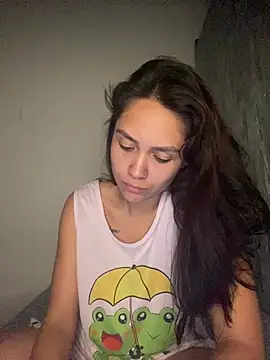 Snapshot of carolsapequinha chatting on 5, 7, 2026 carolsapequinha online show from 5, 7, 2026